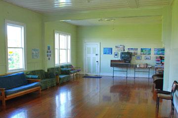 Lounge area in the hall
