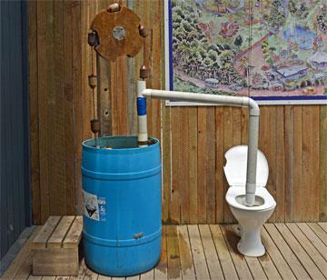 Self-flushing toilet