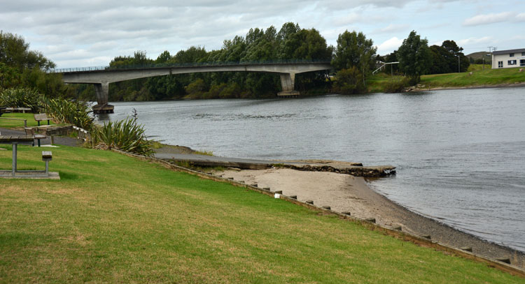 Bridge across the Waikato river