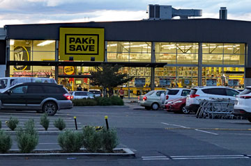 Pak n Save in the Richmond shopping mall