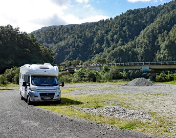 Motorhome parking in the rest area