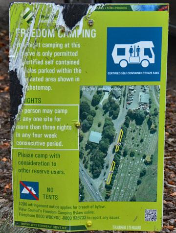 Freedom Camping sign