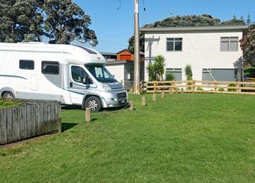 Parking at the Pataua North reserve