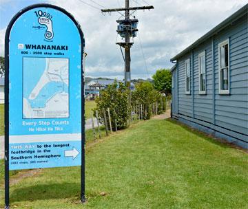 Entrance to the Whananaki Bridge walkway