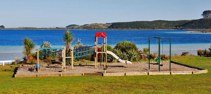 Lake Taharoa on a clear morning