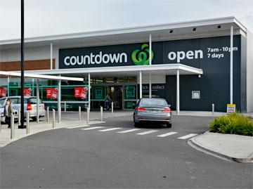 Entrance to the Orewa Countdown