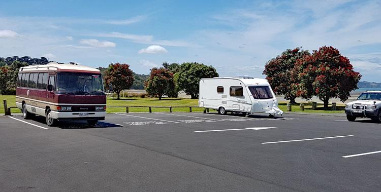 Freedom camping at the Sunburst Rd parking area