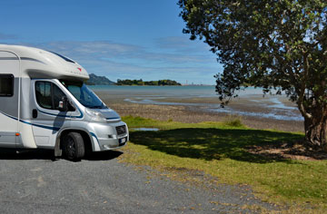 Parua Bay rest area parking