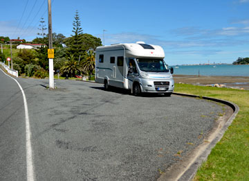 Parking in the Parua Bay rest area