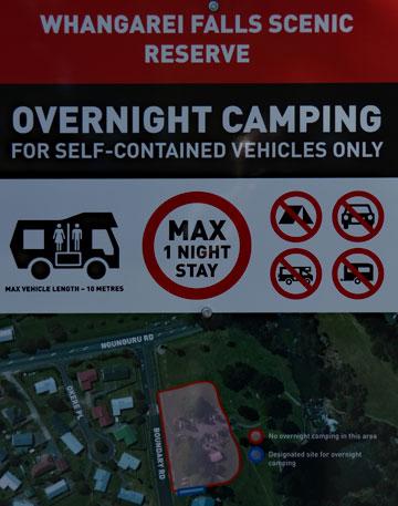 Freedom Camping sign for self-contained vehicles