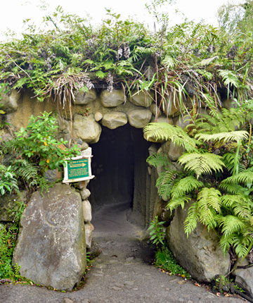 Entrance to the Traders and Whalers boat ride