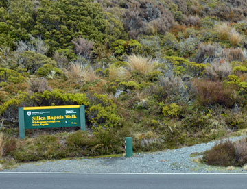 Entrance to the Silica Rapids Walk