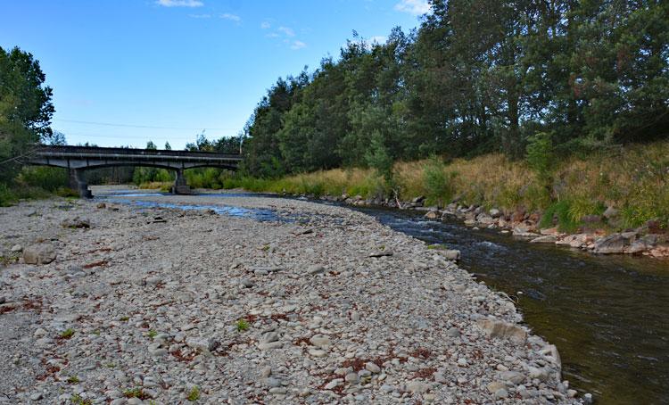 The Oroua river and bridge