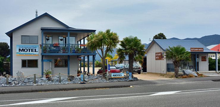 Collingwood Park Motel and Campsite entrance