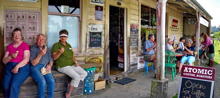 Enjoying ice-creams and afternoon tea on the veranda