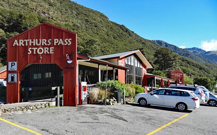 Entrance to Arthurs Pass