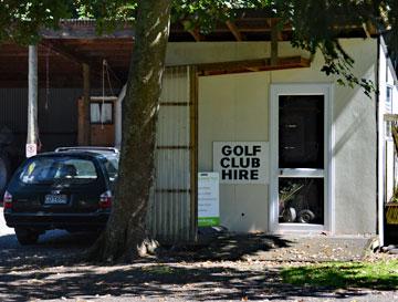 Golf club hire