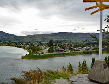 View over Cromwell town