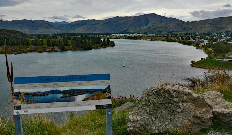 View over the Clutha river