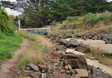 The start of the Surat Bay track