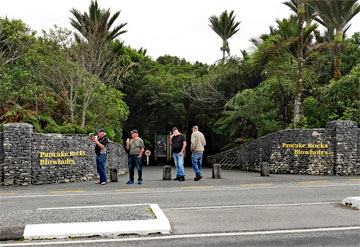 Entrance to the Pancake Rocks and Blowholes