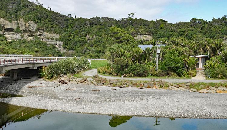 Riverside parking area from the main road