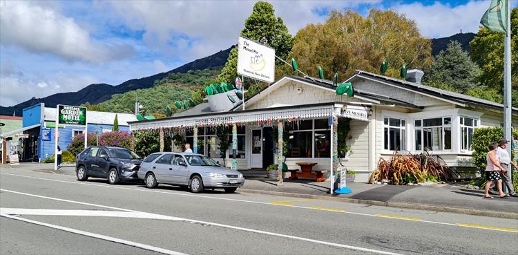 The Mussel Pot cafe