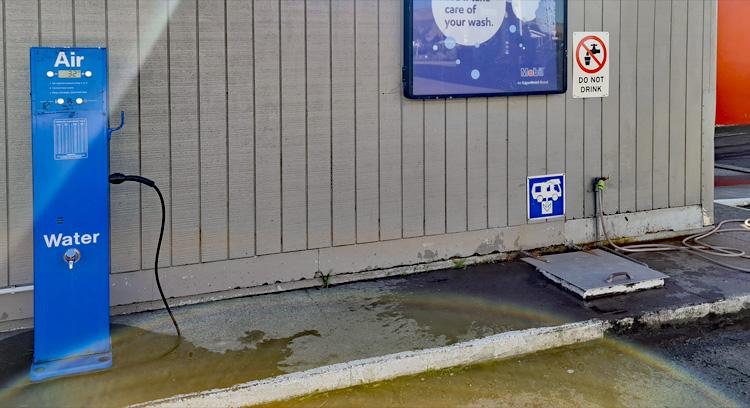 Plublic dump station and fresh water