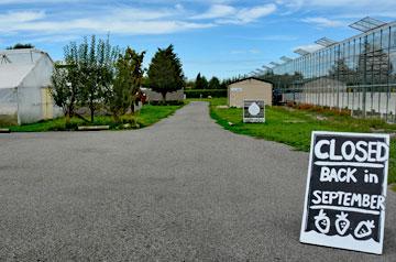 Entrance to the Hedgerows Hydroponics