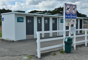 Public toilets by the carpark