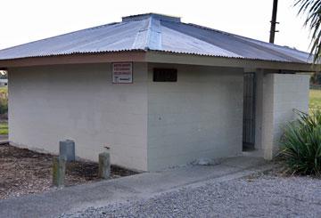 Clean public toilets at the entrance to the reserve