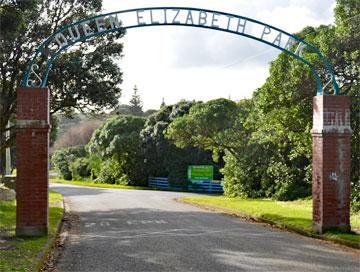 Entrance to Queen Elisabeth Park