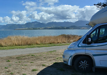 Parking overlooking the lake