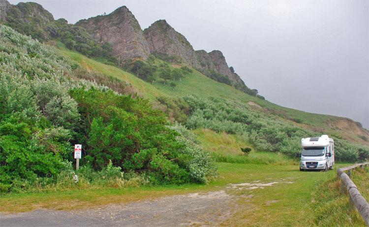 Kairakau beach parking