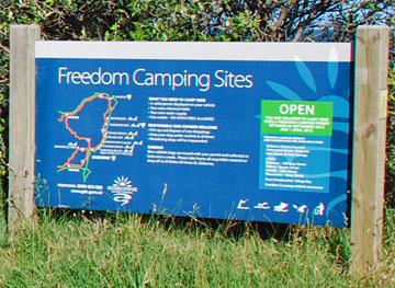 Freedom Camping sign