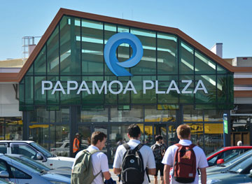 Entrance to Papamoa Plaza