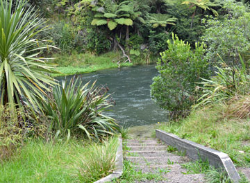 Access to the Tarawera River