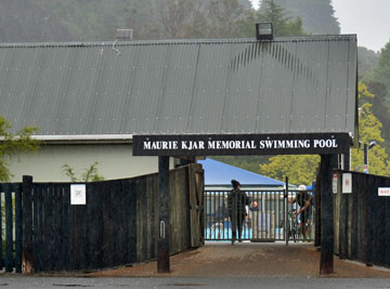 Entrance to the pool