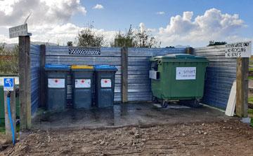 Recycling station and fresh water